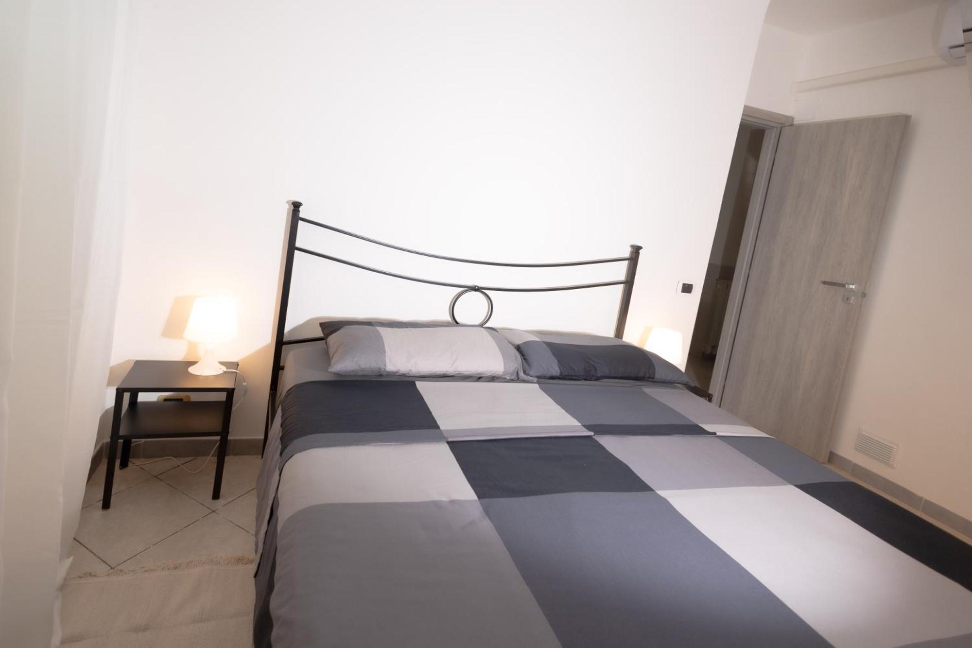 Delightful Apartment Close To The Center ลิโด ดิ ออสเตีย ภายนอก รูปภาพ